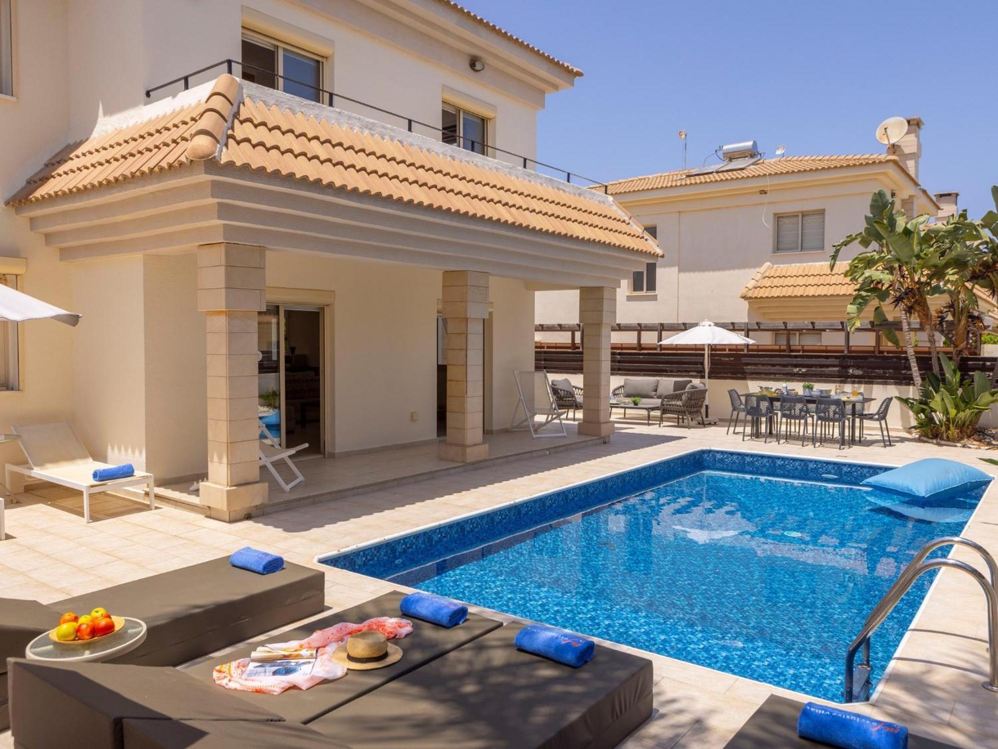 Villa Malama Paralimni Exteriör bild