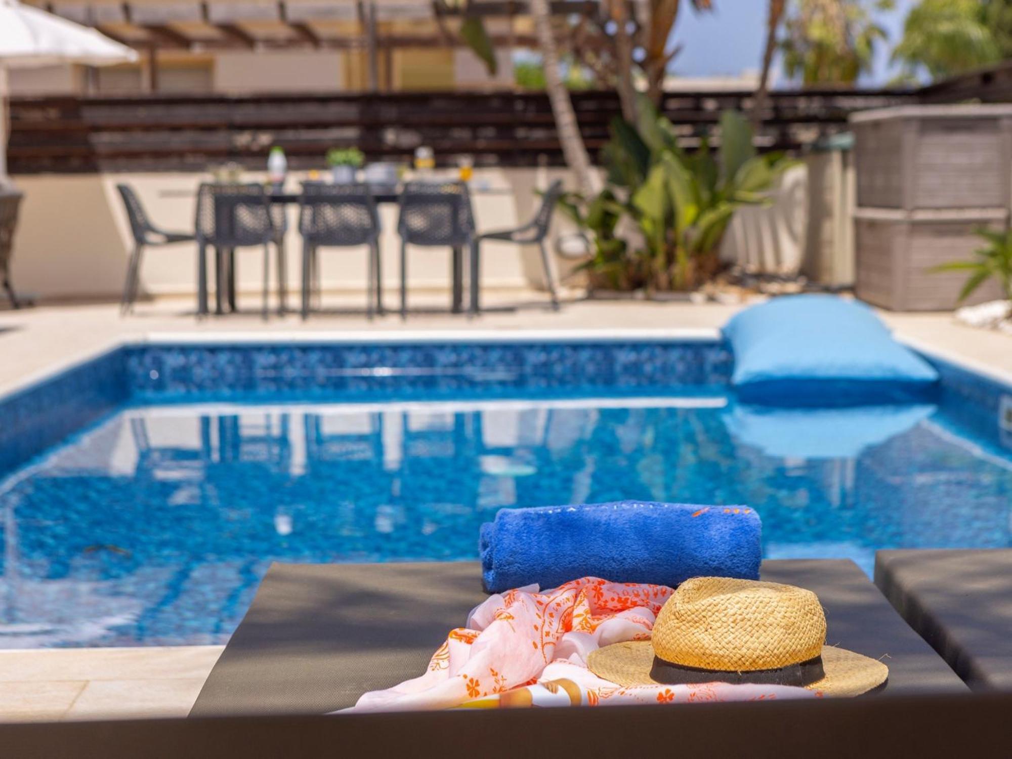 Villa Malama Paralimni Exteriör bild