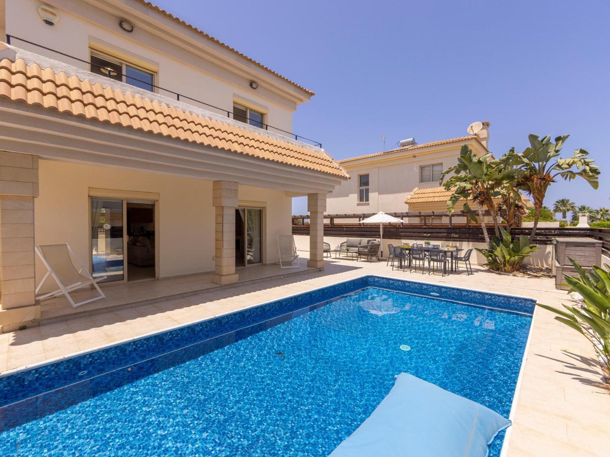 Villa Malama Paralimni Exteriör bild