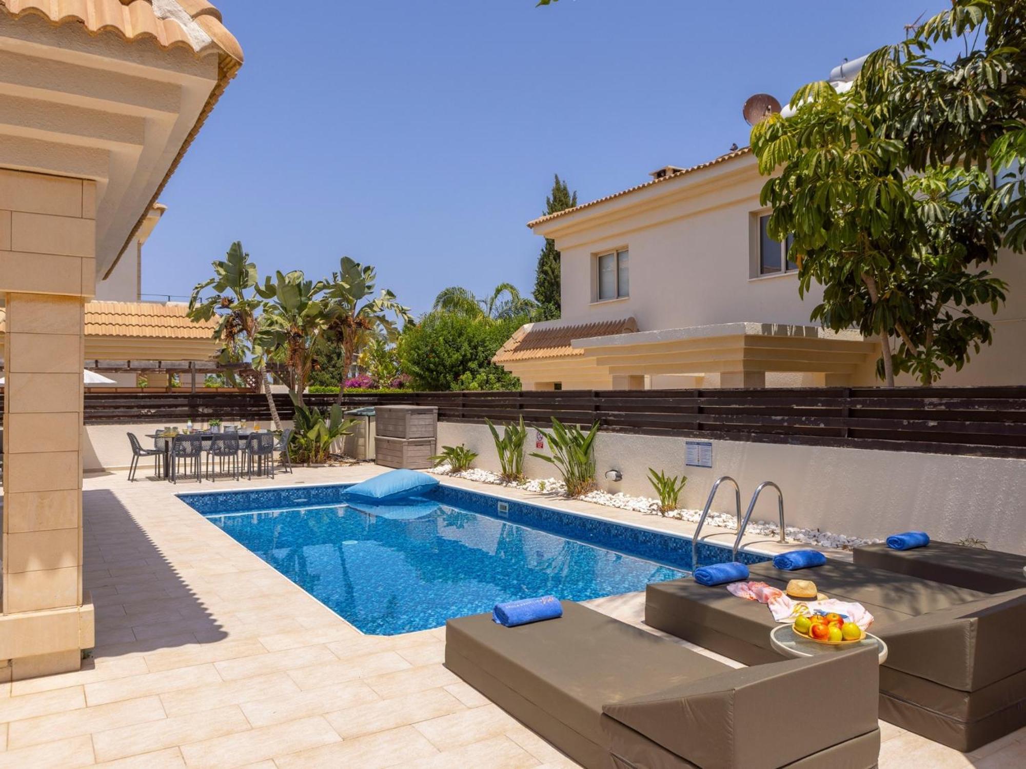 Villa Malama Paralimni Exteriör bild
