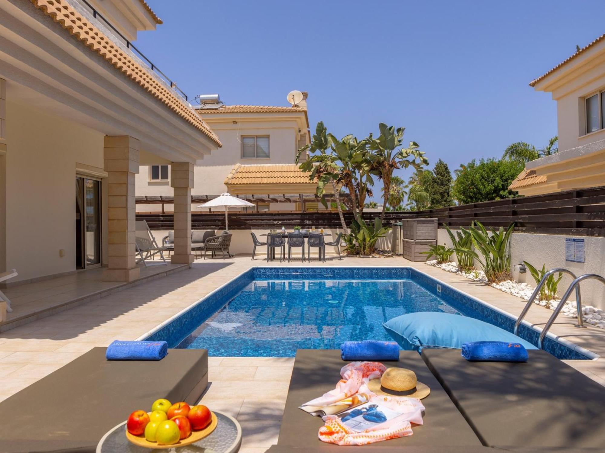 Villa Malama Paralimni Exteriör bild