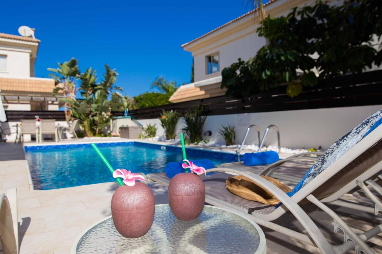 Villa Malama Paralimni Exteriör bild